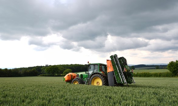 Hereford monitor farm sprayer